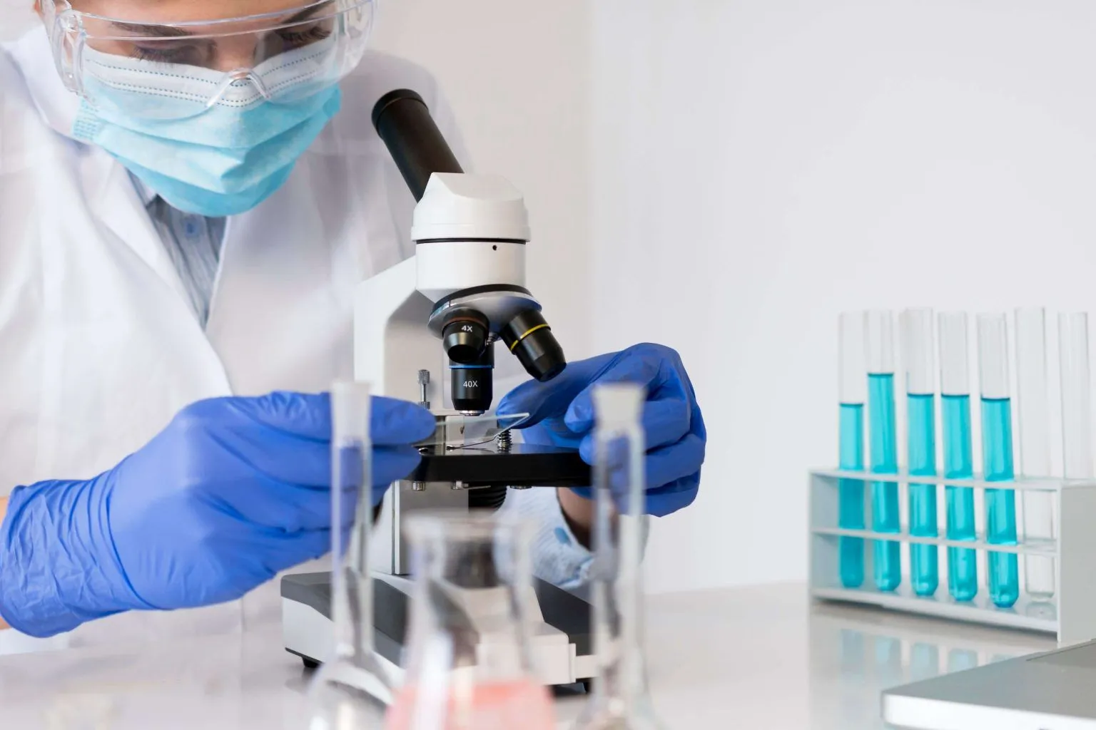 Os condutores das categorias C, D e E devem comprovar resultado negativo em exame toxicológico